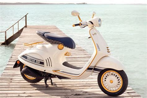 vespa dior a vendre|Vespa christian Dior.